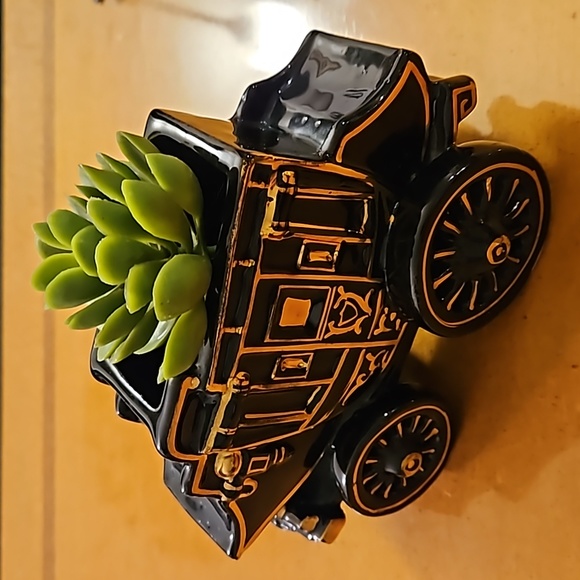 Stage Coach Trinket Holder - Picture 2 of 7